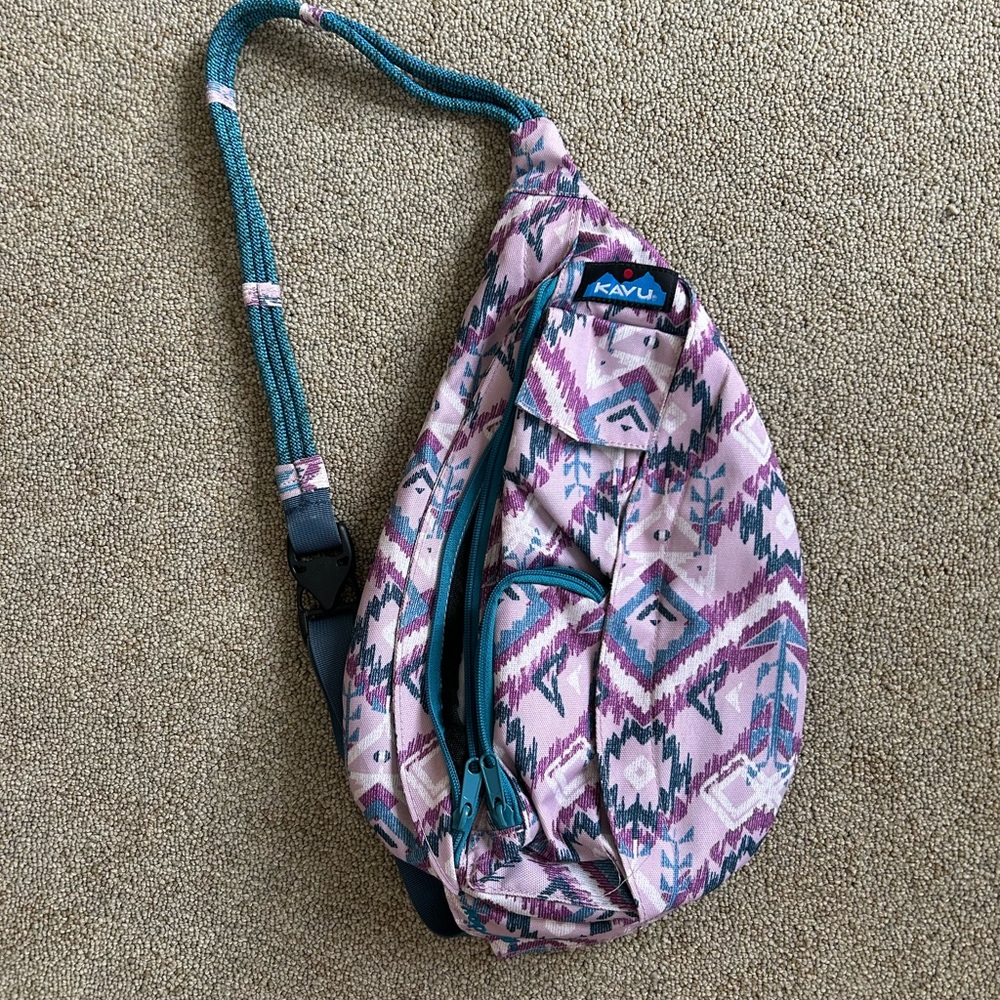 Kavu mini sling bag